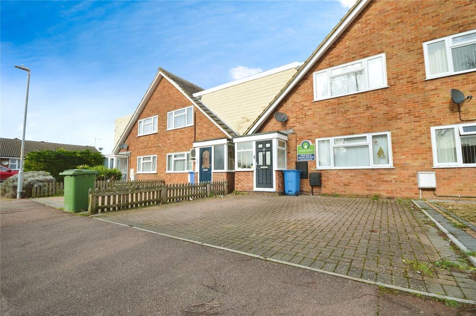 2 bedroom Mid Terrace House for sale, Abbey Fields, Faversham, ME13 £