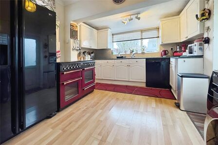 Beltinge Road, 5 bedroom End Terrace House for sale, &pound;485,000