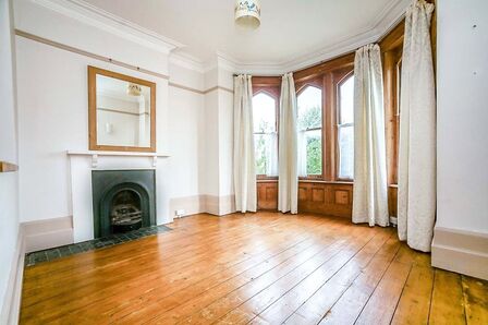 1 bedroom  Flat for sale