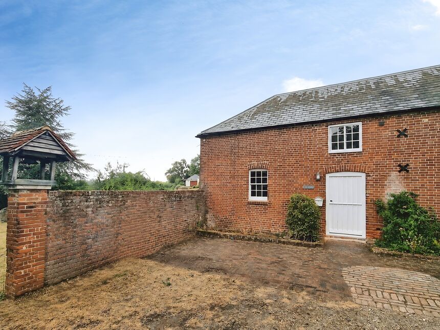 Main image of 2 bedroom End Terrace House to rent, Brogdale Road, Ospringe, Kent, ME13