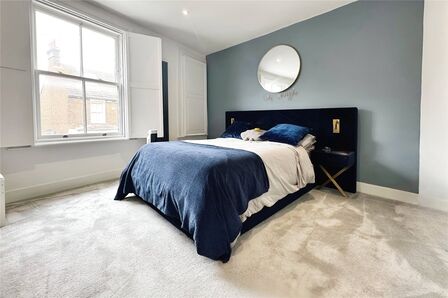 3 bedroom End Terrace House for sale