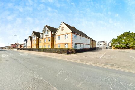 2 bedroom  Flat to rent