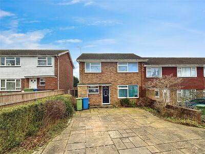 4 bedroom End Terrace House for sale