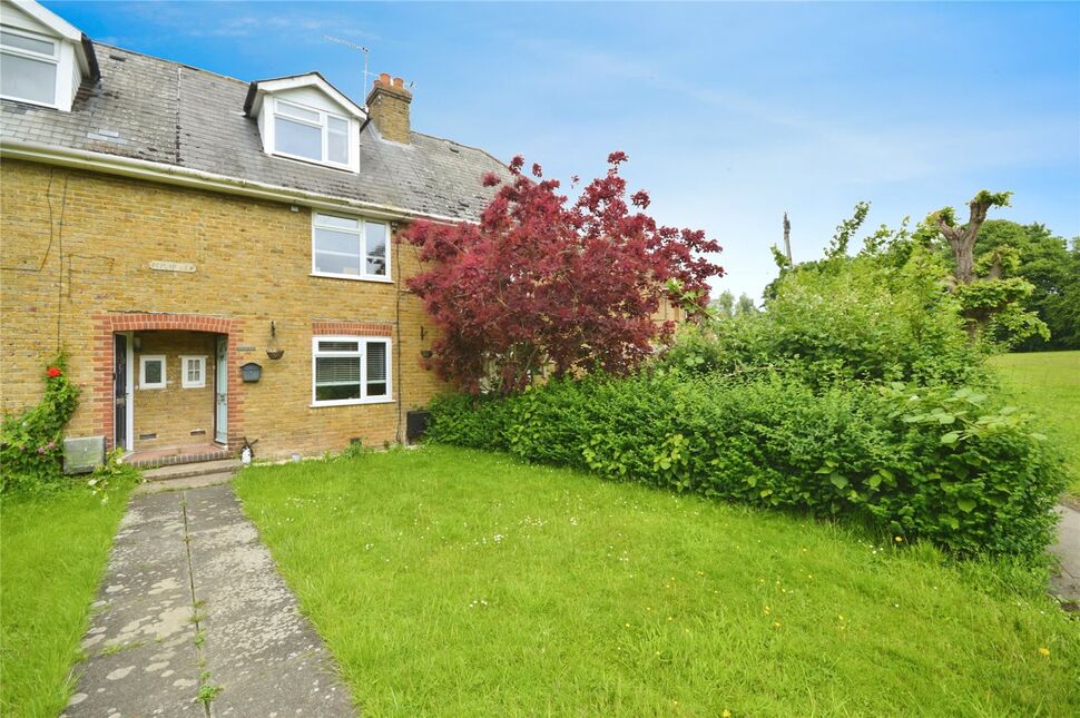 2 bedroom Mid Terrace House for sale