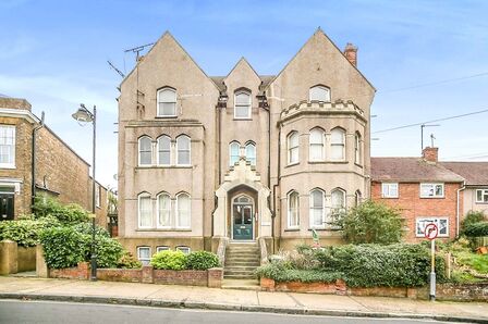 South Road, 1 bedroom  Flat for sale, £170,000