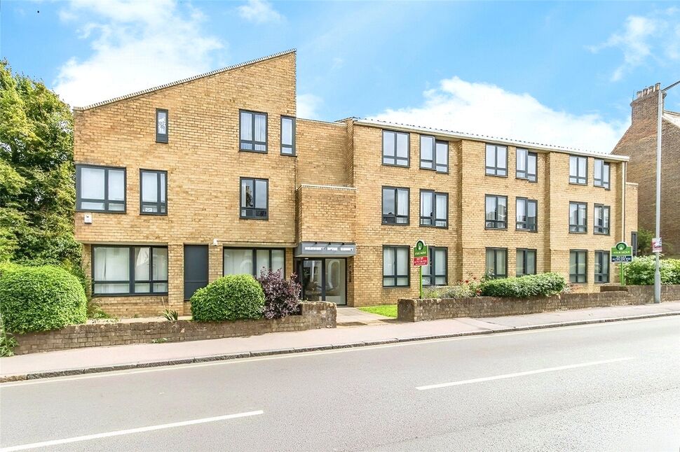 Main image of 1 bedroom  Flat to rent, Newton Road, Faversham, Kent, ME13