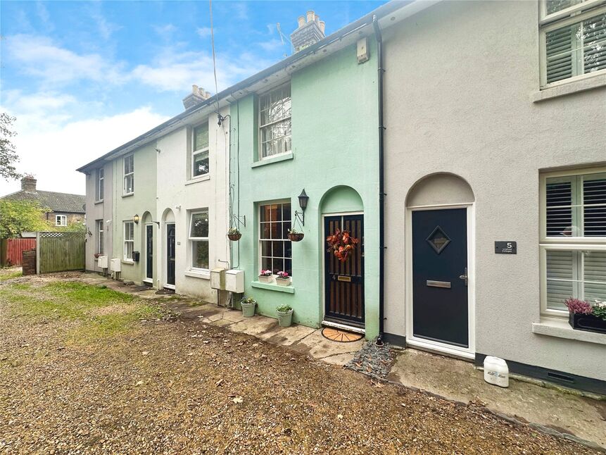 Main image of 3 bedroom Mid Terrace House for sale, Grove Place, Faversham, Kent, ME13
