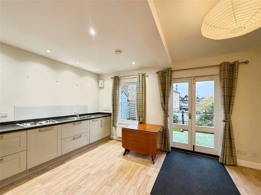 Kitchen / Garden Room