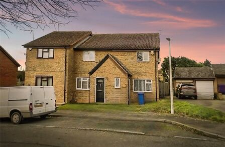 2 bedroom End Terrace House for sale