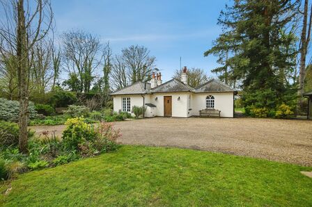 Church Lane, 4 bedroom Detached Property for sale, &pound;850,000