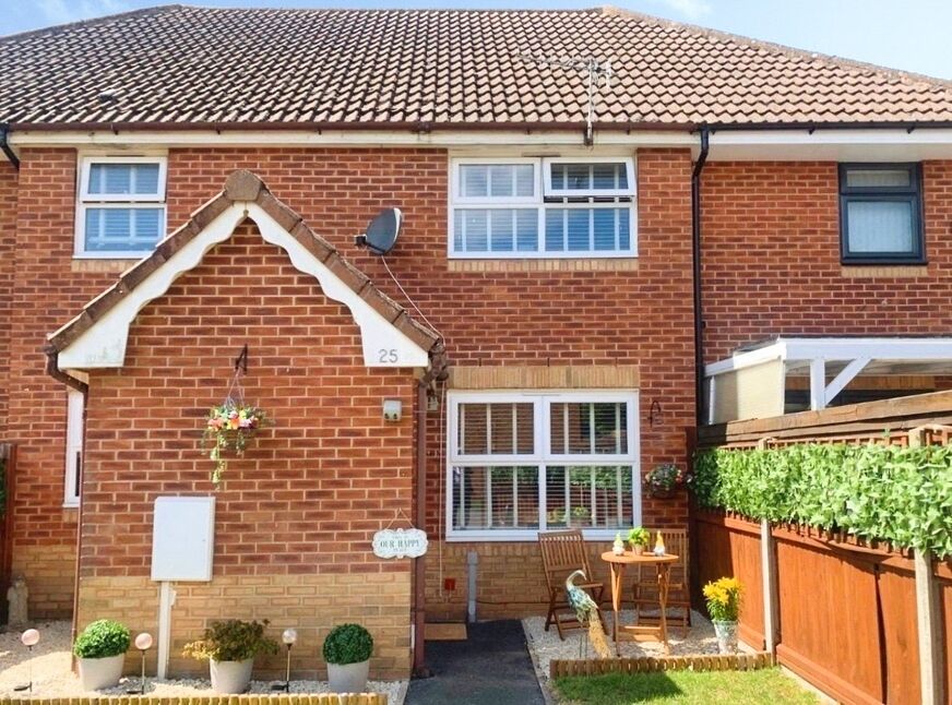 Main image of 1 bedroom House for sale, Athol Place, Faversham, Kent, ME13