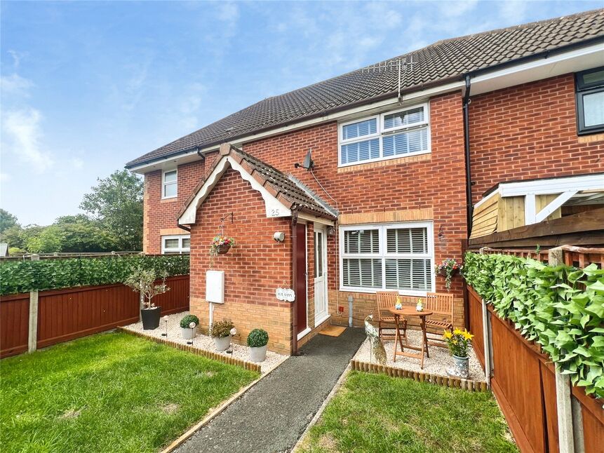Main image of 1 bedroom House for sale, Athol Place, Faversham, Kent, ME13