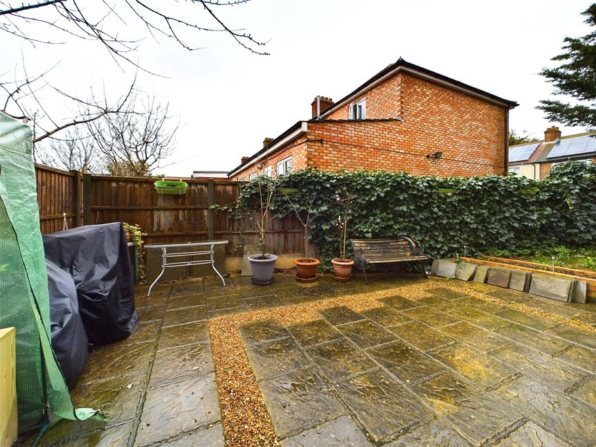 4 bedroom Mid Terrace House to rent, The Mile End, Walthamstow, London