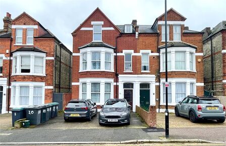  Flat to rent