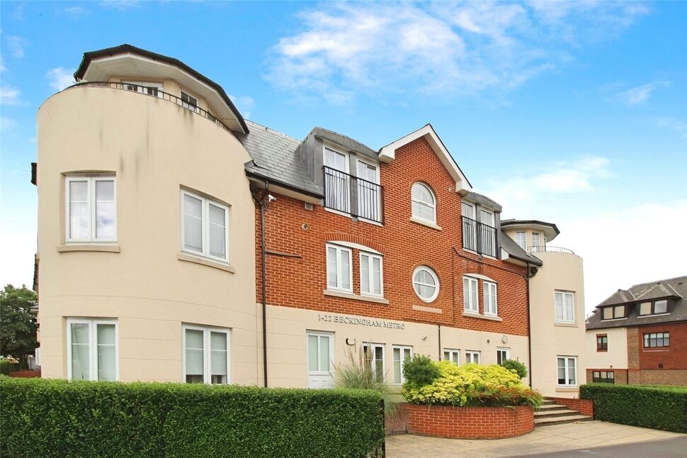 Main image of 2 bedroom  Flat to rent, Beckingham Metro Station Road, Egham, Surrey, TW20