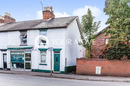 High Street, 4 bedroom Mid Terrace House to rent, £1,950 pcm