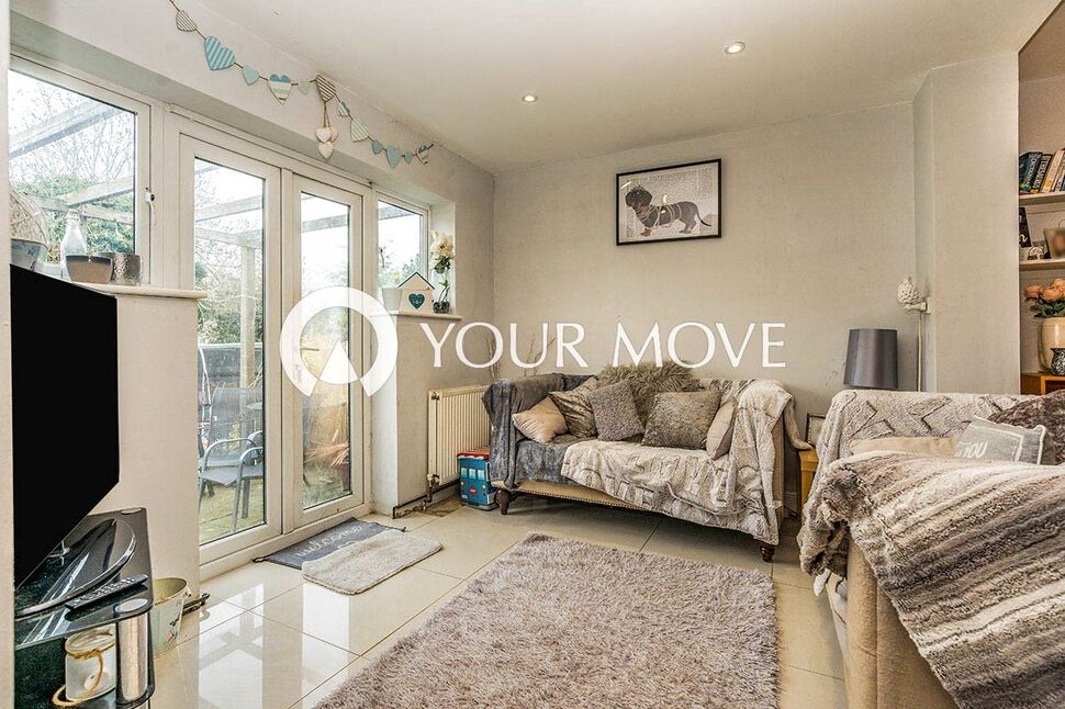 5 bedroom Mid Terrace House for sale, Alexandra Avenue, Gillingham, ME7