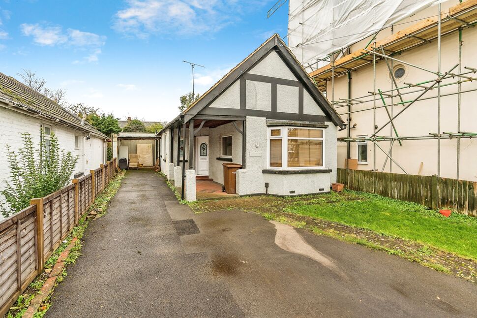 5 bedroom Mid Terrace House for sale, Alexandra Avenue, Gillingham, ME7