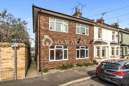2 bedroom  Flat to rent