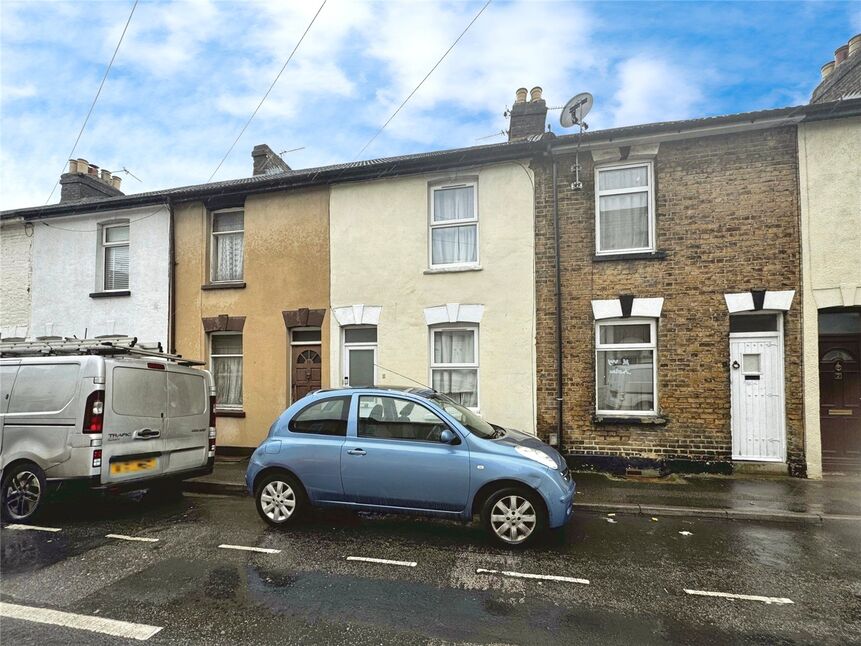 Main image of 2 bedroom Mid Terrace House to rent, East Street, Gillingham, Kent, ME7