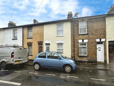 2 bedroom Mid Terrace House to rent