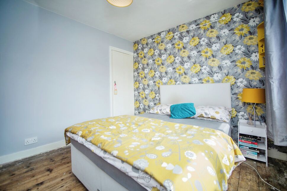 2 bedroom End Terrace House for sale, Trafalgar Street, Gillingham, ME7
