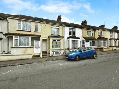 Rosebery Road, 3 bedroom Mid Terrace House to rent, £1,550 pcm