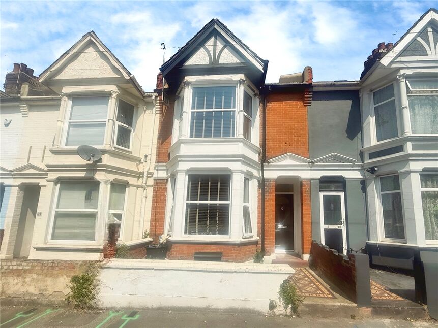 Main image of 1 bedroom Room to rent, Linden Road, Kent, ME7