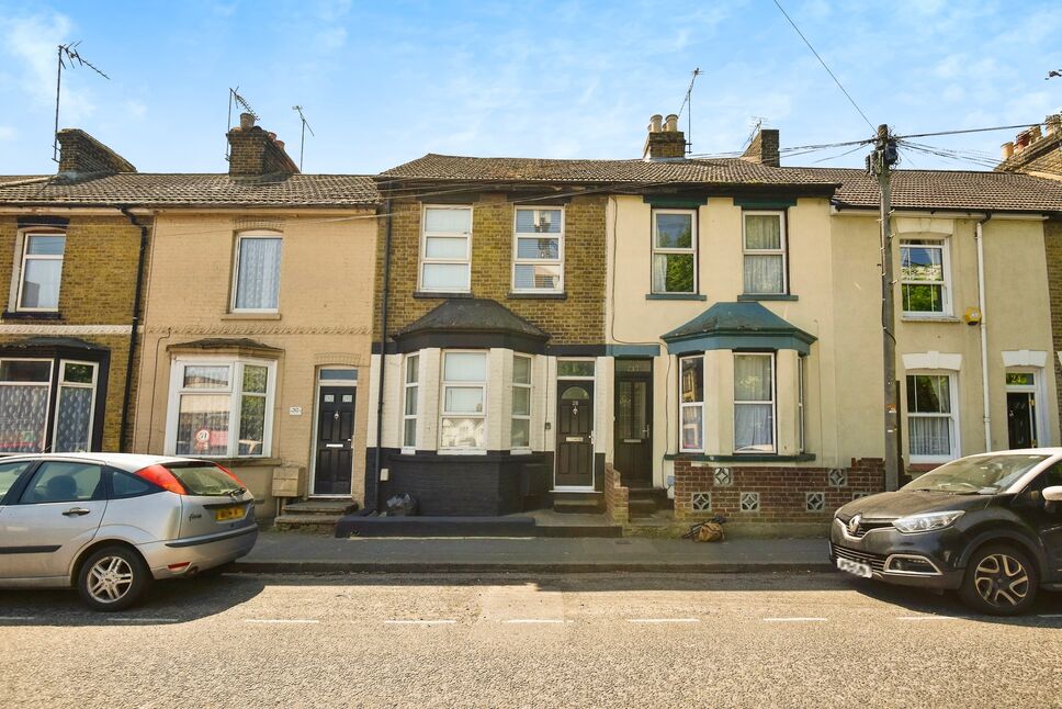 6 bedroom Mid Terrace House for sale