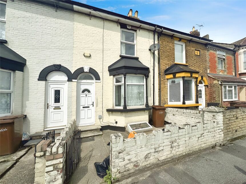 Main image of 3 bedroom Mid Terrace House to rent, Ingram Road, Gillingham, Kent, ME7