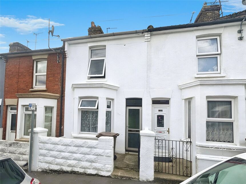 Main image of 3 bedroom Mid Terrace House to rent, Baden Road, Gillingham, Kent, ME7