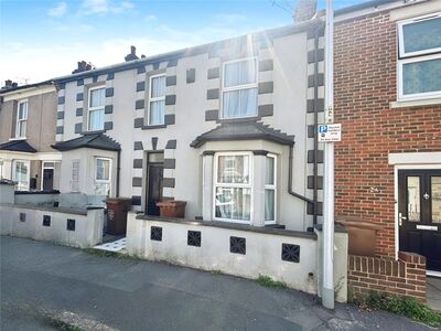 Hamilton Road, 3 bedroom Mid Terrace House for sale, £255,000
