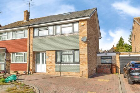 Coniston Close, 4 bedroom Semi Detached House for sale, &pound;490,000