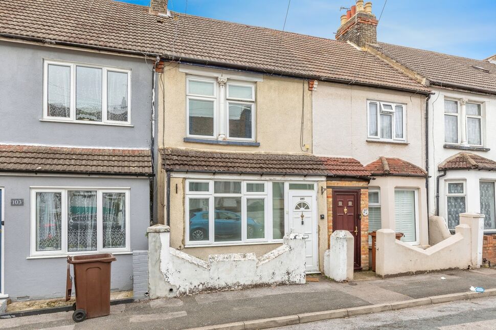 Main image of 3 bedroom Mid Terrace House for sale, Corporation Road, Gillingham, Kent, ME7