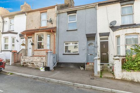 Baden Road, 3 bedroom Mid Terrace House for sale, £210,000