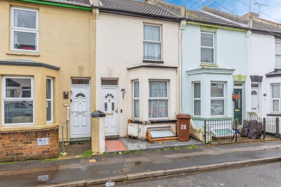 Main image of 2 bedroom Mid Terrace House for sale, King Edward Road, Gillingham, Kent, ME7