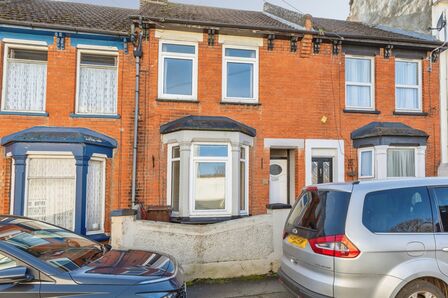 Milburn Road, 3 bedroom Mid Terrace House for sale, &pound;250,000