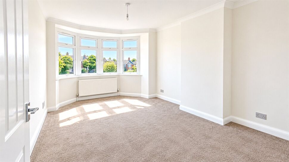 Main image of 3 bedroom End Terrace House for sale, Shottenden Road, Gillingham, Kent, ME7