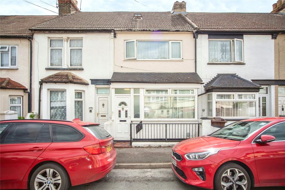 Main image of 3 bedroom Mid Terrace House for sale, Corporation Road, Gillingham, Kent, ME7