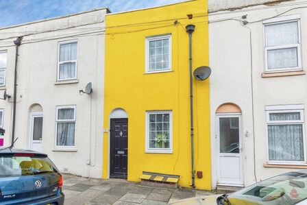 2 bedroom House for sale