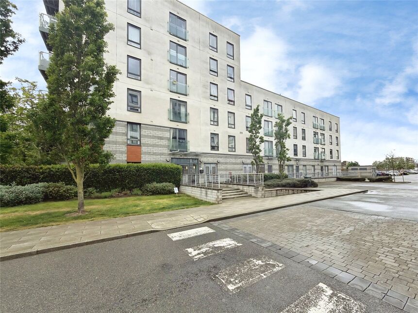 Main image of 2 bedroom Flat to rent, Ocean Drive, Gillingham, Kent, ME7
