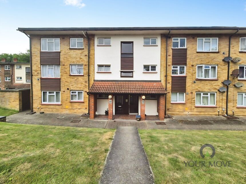 Main image of 2 bedroom Flat to rent, Sunderland Close, Rochester, Kent, ME1