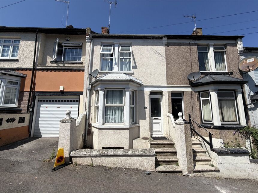 Main image of 3 bedroom House for sale, Milner Road, Gillingham, Kent, ME7