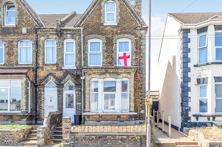 Canterbury Street, 1 bedroom Flat for sale, &pound;150,000