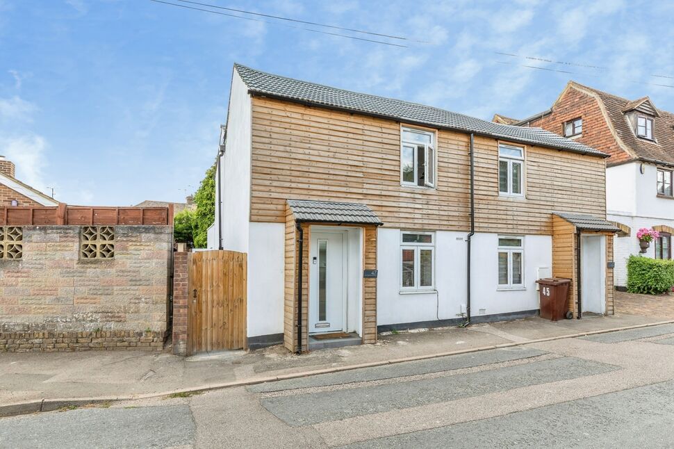 Main image of 3 bedroom Semi Detached House for sale, Cooling Road, Rochester, Kent, ME2