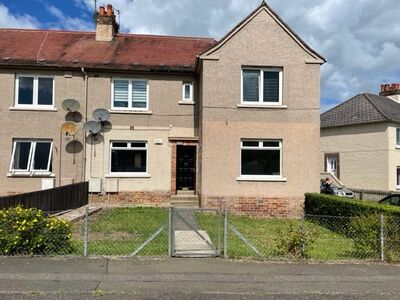 3 bedroom Flat to rent
