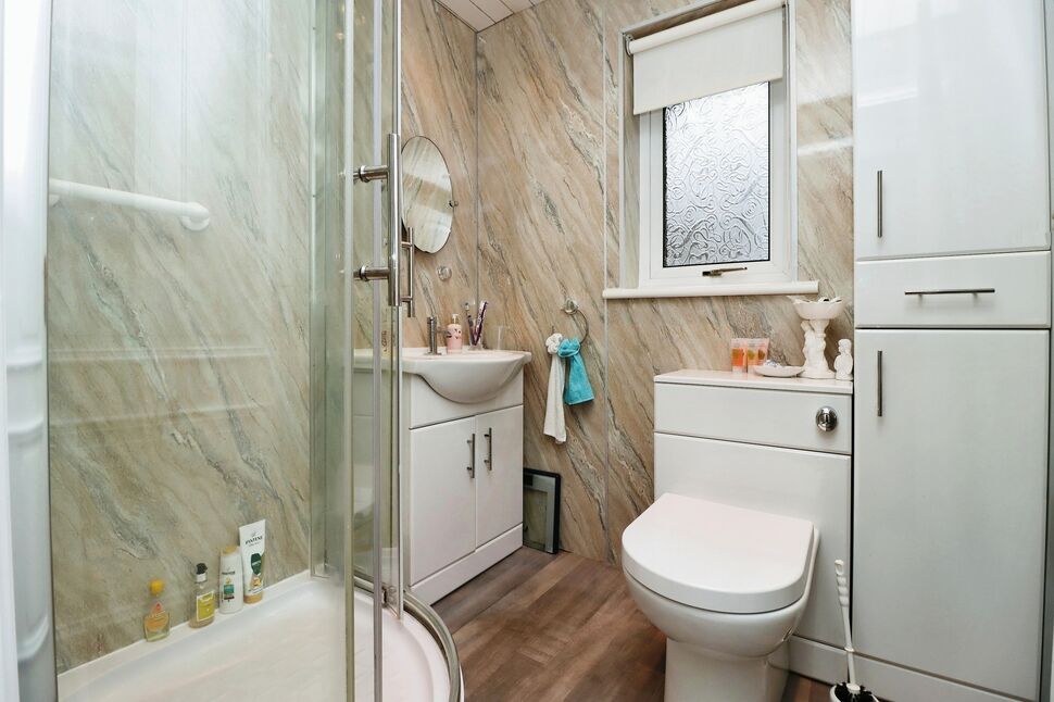 2 bedroom Detached Bungalow for sale, Gifford Court, Glenrothes, KY6