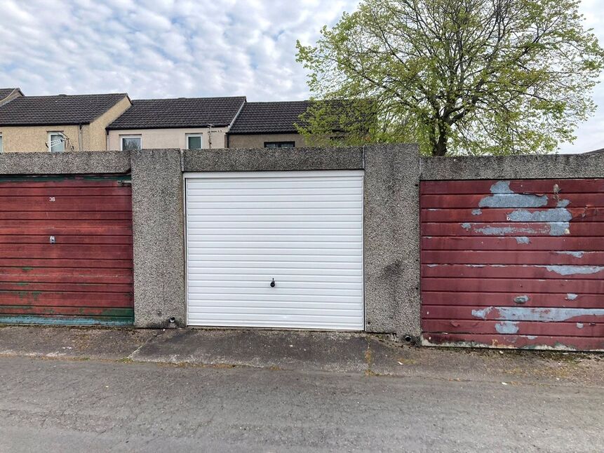 2 bedroom Mid Terrace House for sale, Cluny Place, Glenrothes, KY7 £