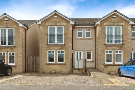 The Green, 2 bedroom End Terrace House for sale, £179,950