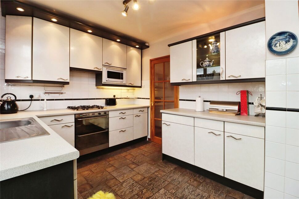 3 bedroom Detached Bungalow for sale, Westgate, Leslie, KY6 £209,950